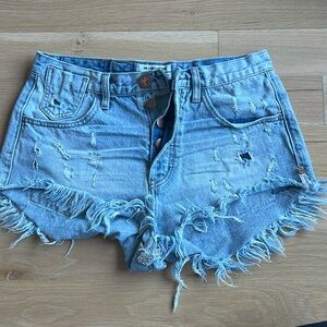 One teaspoon le wolves